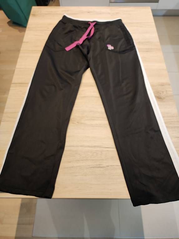 Pantaloni: Pantalon sport – Usato da Bellevue venduto da xuxana 2