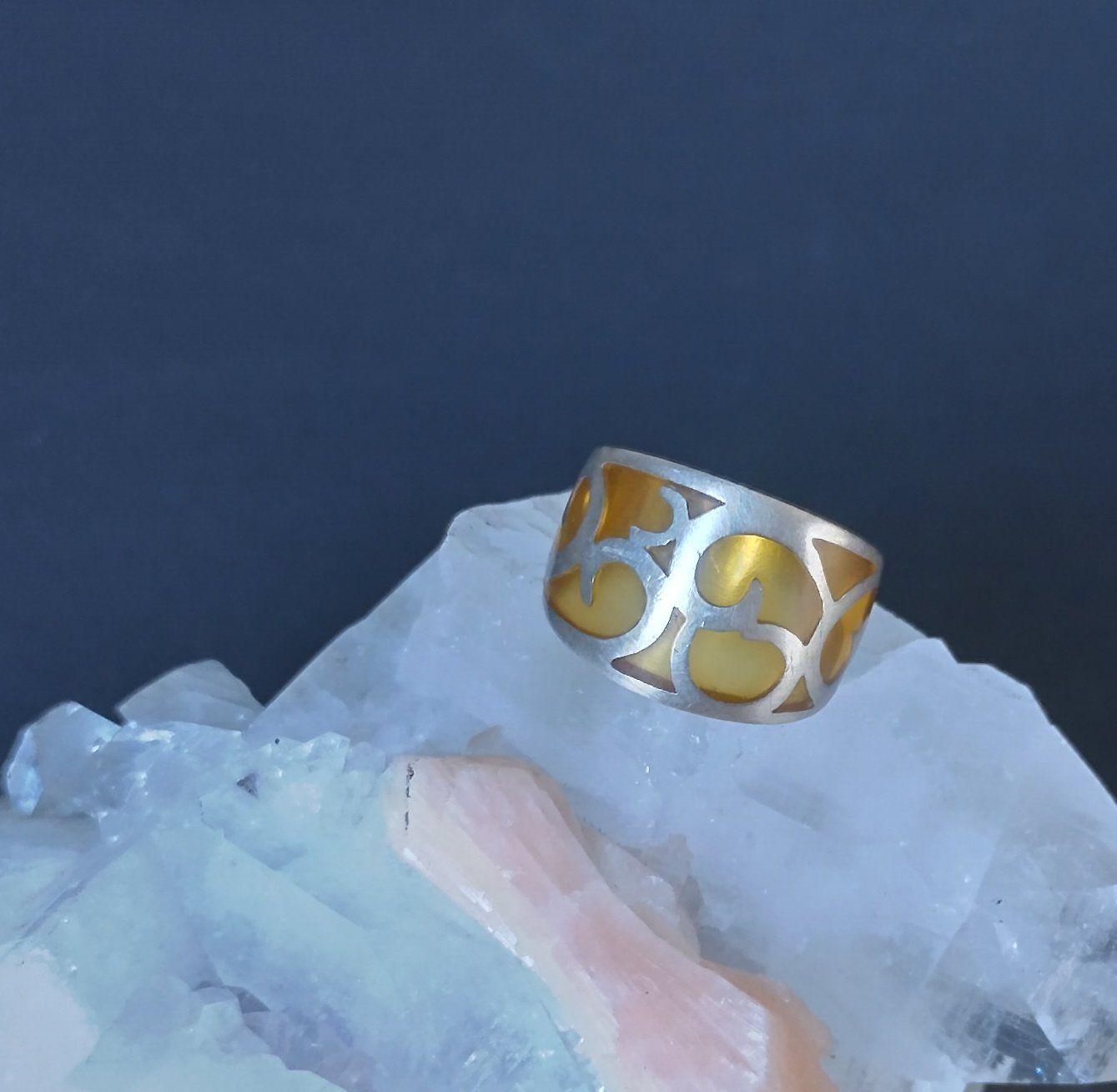 Anelli: MODERNER RING IN 925 SILBER MIT GELBER EINLAGE – Usato da Romanshorn venduto da Glitzer-Paradies 5