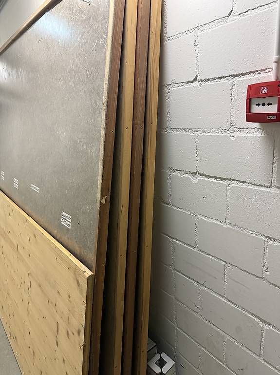 Articoli in legno: Diverse Holztafeln – Usato da Olten venduto da rse_j8lx 2
