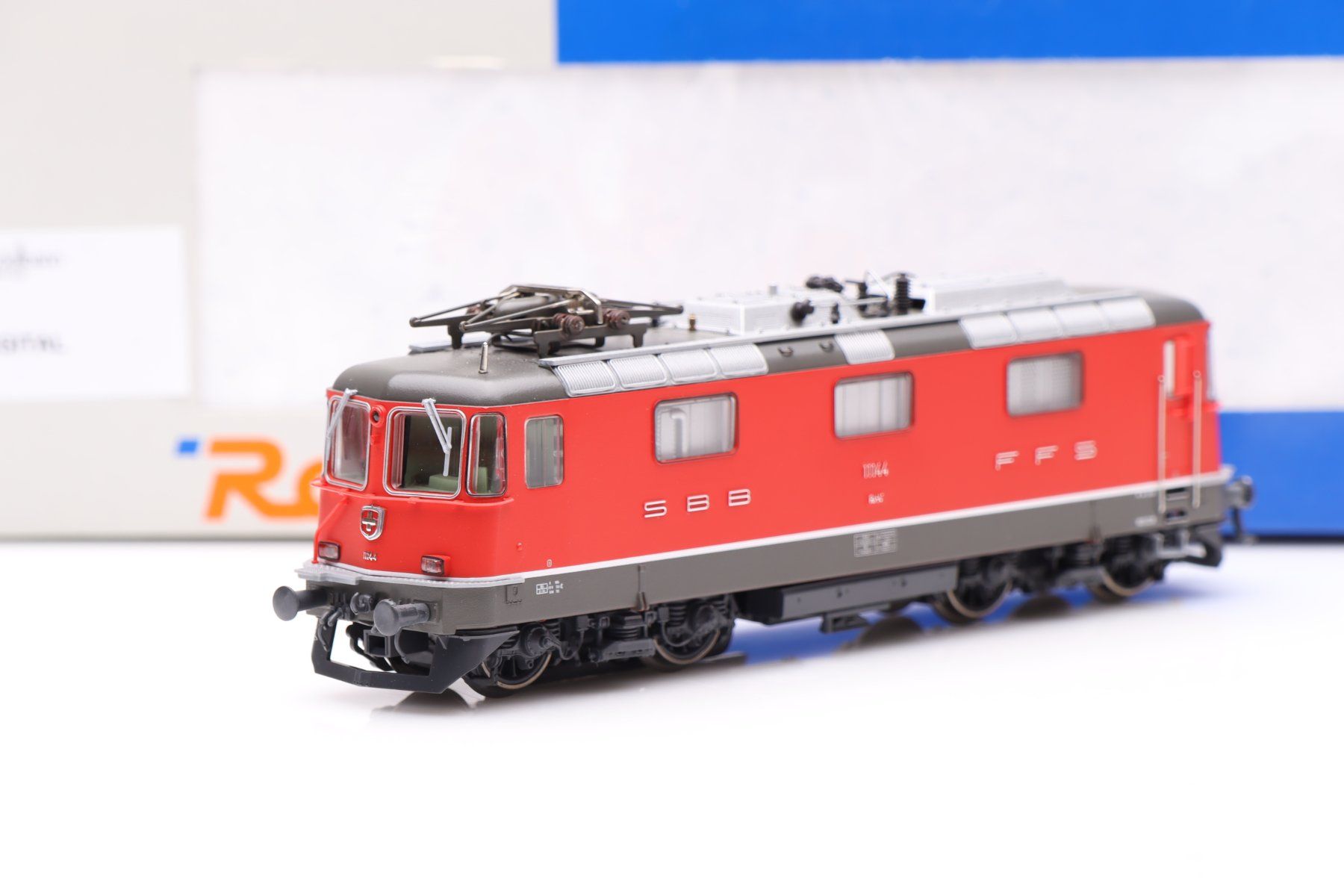 Roco Modellini di ferrovie: Roco 69845 SBB Re 4/4" 11144 AC Digital, H0 – Usato da Ried (Muotathal) venduto da Modellbahn.swiss