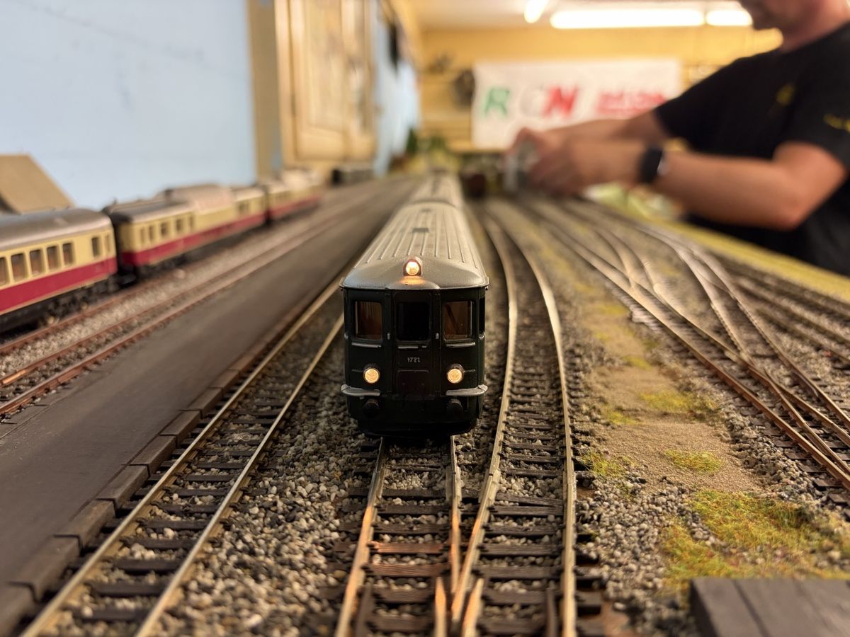 SBB/CFF/FFS Modelleisenbahnen: 3 voitures/Bt SBB CFF FFS – Gebraucht aus Rochefort von ise_c7lc 4