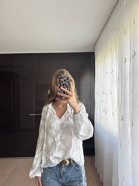Camicette: Bluse mit Blumenstickerei Boho – Usato da St. Gallen venduto da sch_t97h 1