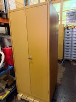 schöner tiefer Metallschrank V 90x50xH200cm, mit Schlüssel