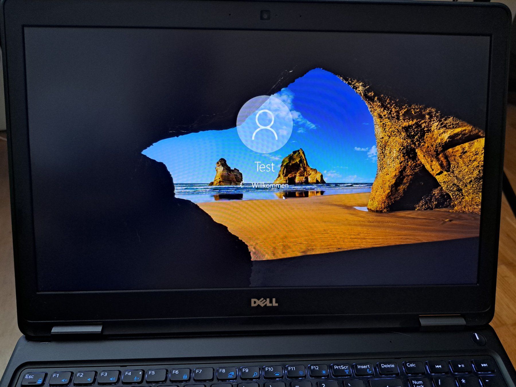 Dell Notebook: Notebook Dell Latitude E5550 mit Ersatz Akku – Usato da Schlieren venduto da Rcaliforni 3