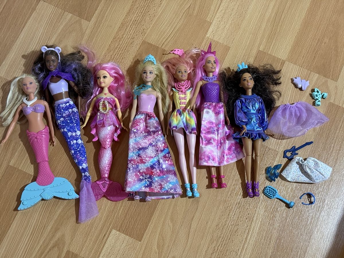 Bambole: Lot de poupées Barbie – Usato da L'Orient venduto da AntonioVAUD