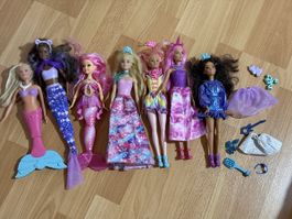 Lot de poupées Barbie