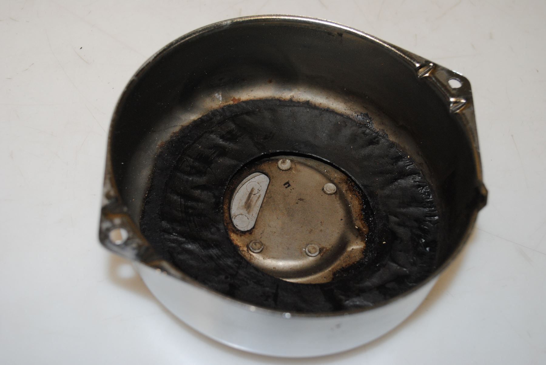 Puch Parti ricambio per ciclomotori: Puch Lichtmaschinenabdeckung Zündungsdeckel Original – Usato da Subingen venduto da Baergarage 5