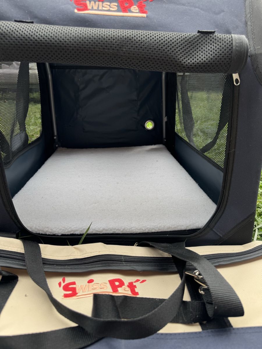 Swisspet Gabbie, trasporto & Sicurezza: Swiss Pet Transport Box foldable with bag – Usato da Zollikon venduto da Lauva 1
