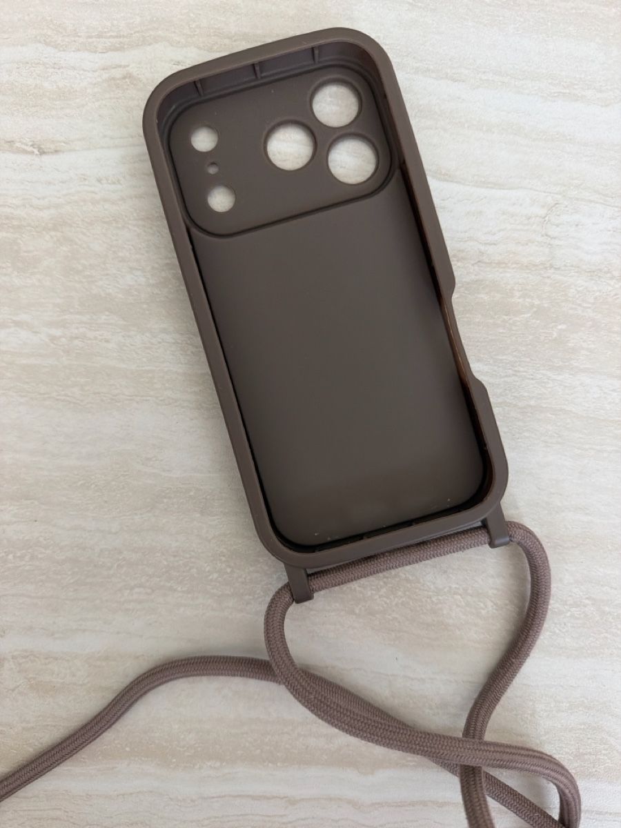 Apple Cover & Protezioni schermo: iPhone17 Pro Case with Strap - Stylish and Secure! – Nuovo e nell'imballaggio originale da Paradiso venduto da Ixaya.studio 2