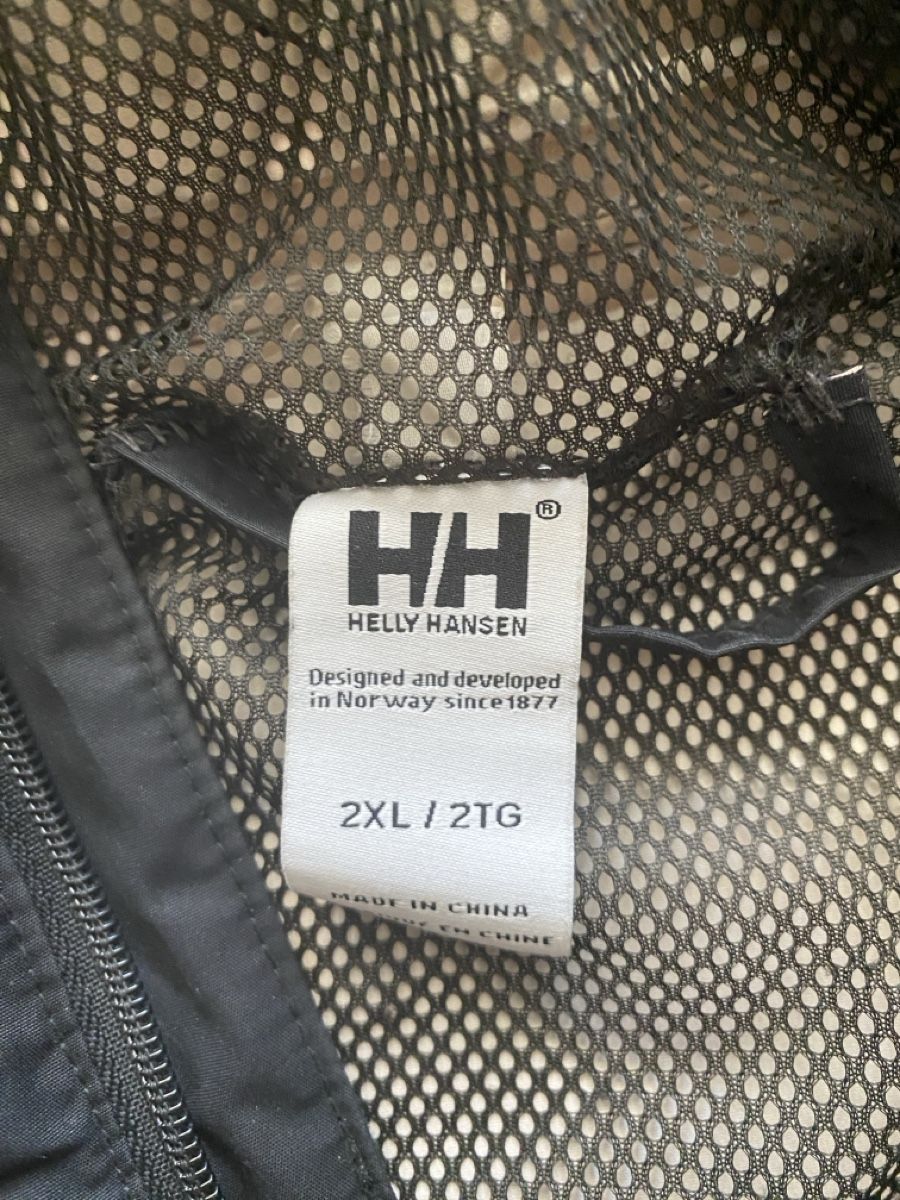 Jacken: Helli Hansen Regenjacke – Gebraucht aus Glattbrugg von Junst 1