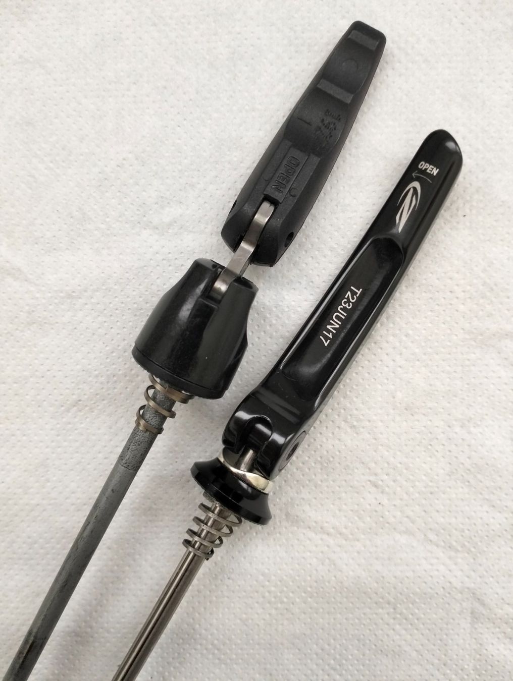 Zipp Ersatzteile: Zipp / Mavic Schnellspanner Set – Gebraucht aus Uster von KarlZH 4