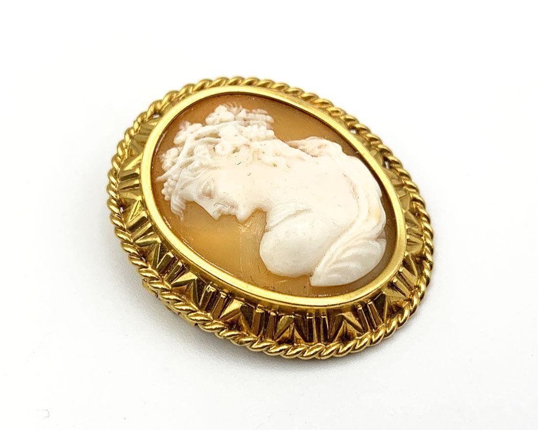 Spille & Fermagli: Antike Brosche mit Kamee in Gold – Usato da Lugano venduto da Historianlugano 2