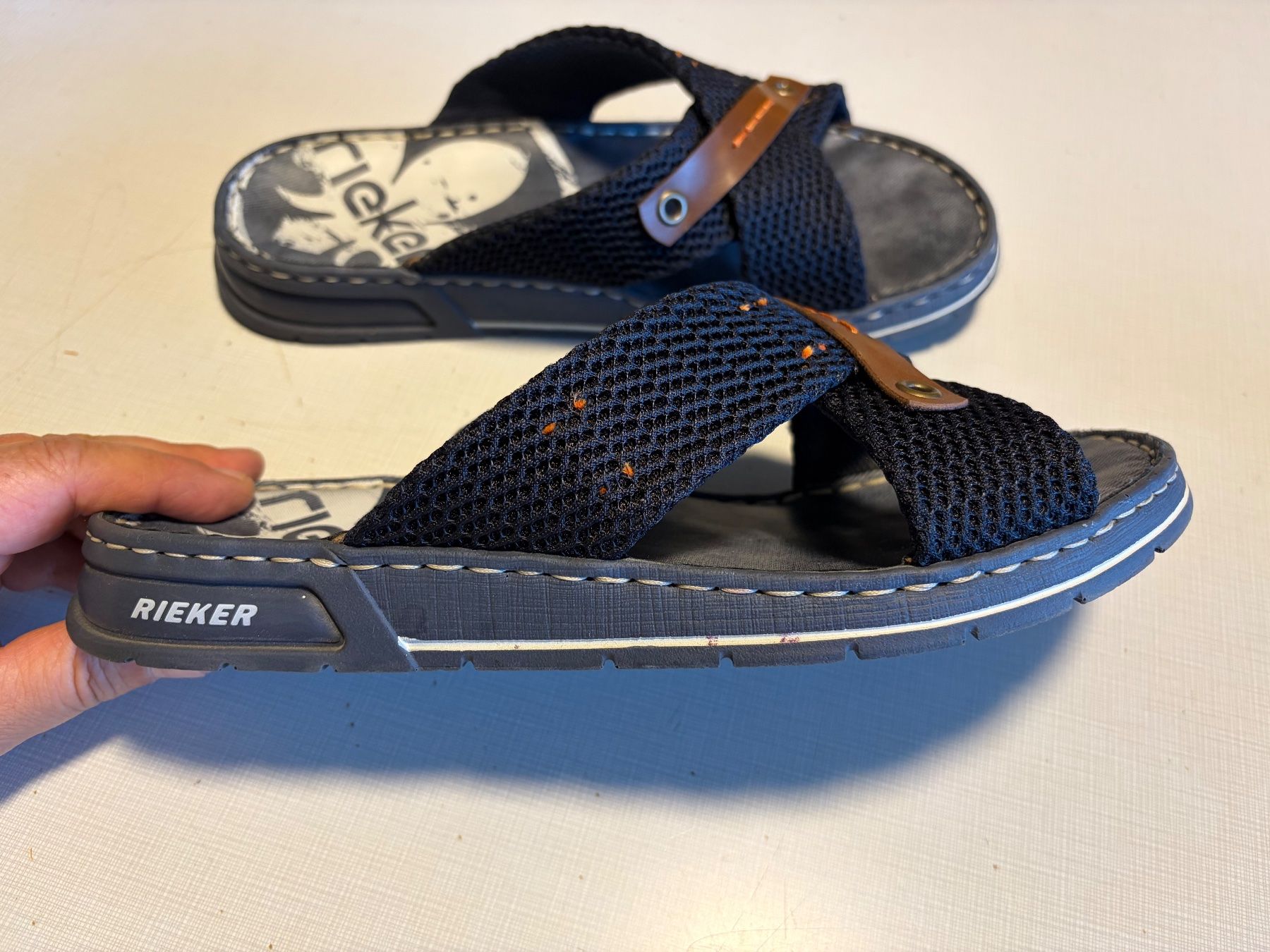 Rieker Chaussures hommes: Rieker Pantolette Grösse 40 – D'occasion à Nottwil par Frontal 4