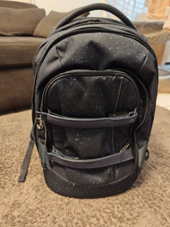 Schulrucksack von Satch, neuwertig und grosszügig!