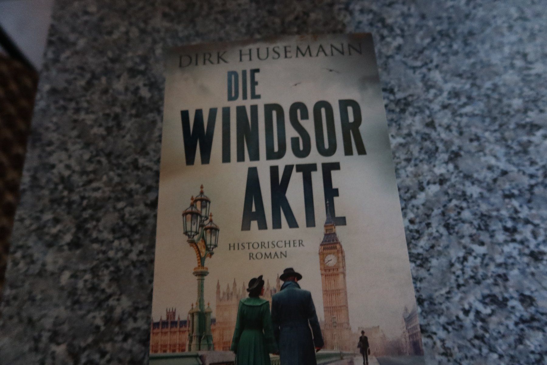 Libri: Die Windsorakte – Usato da Täuffelen venduto da Cindybussy