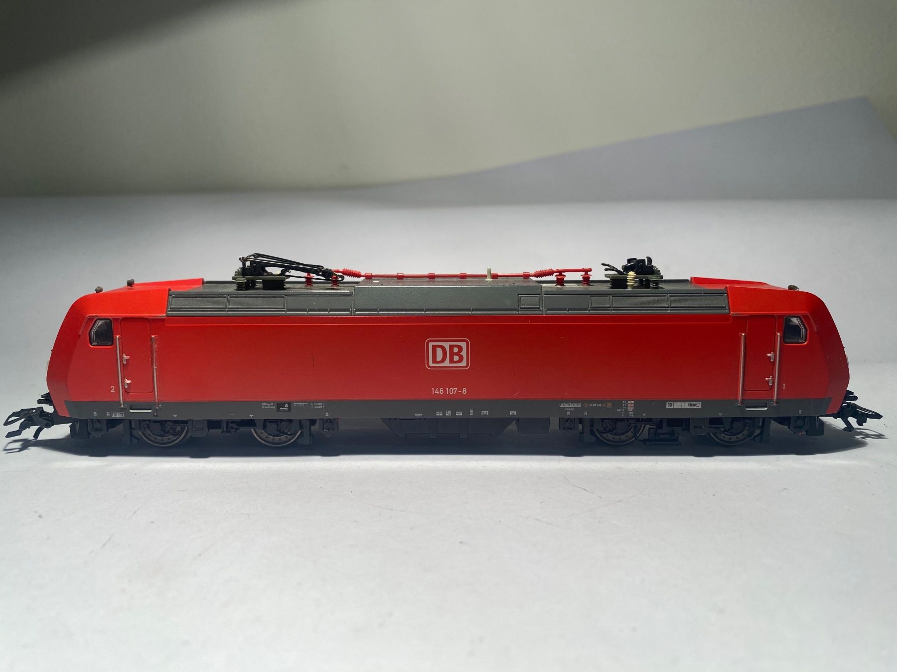 Trix Modellini di ferrovie: Trix E-Lok BR146 DB rot 146 107-8, DC Digital – Usato da Buchrain venduto da Modellbahn11 1