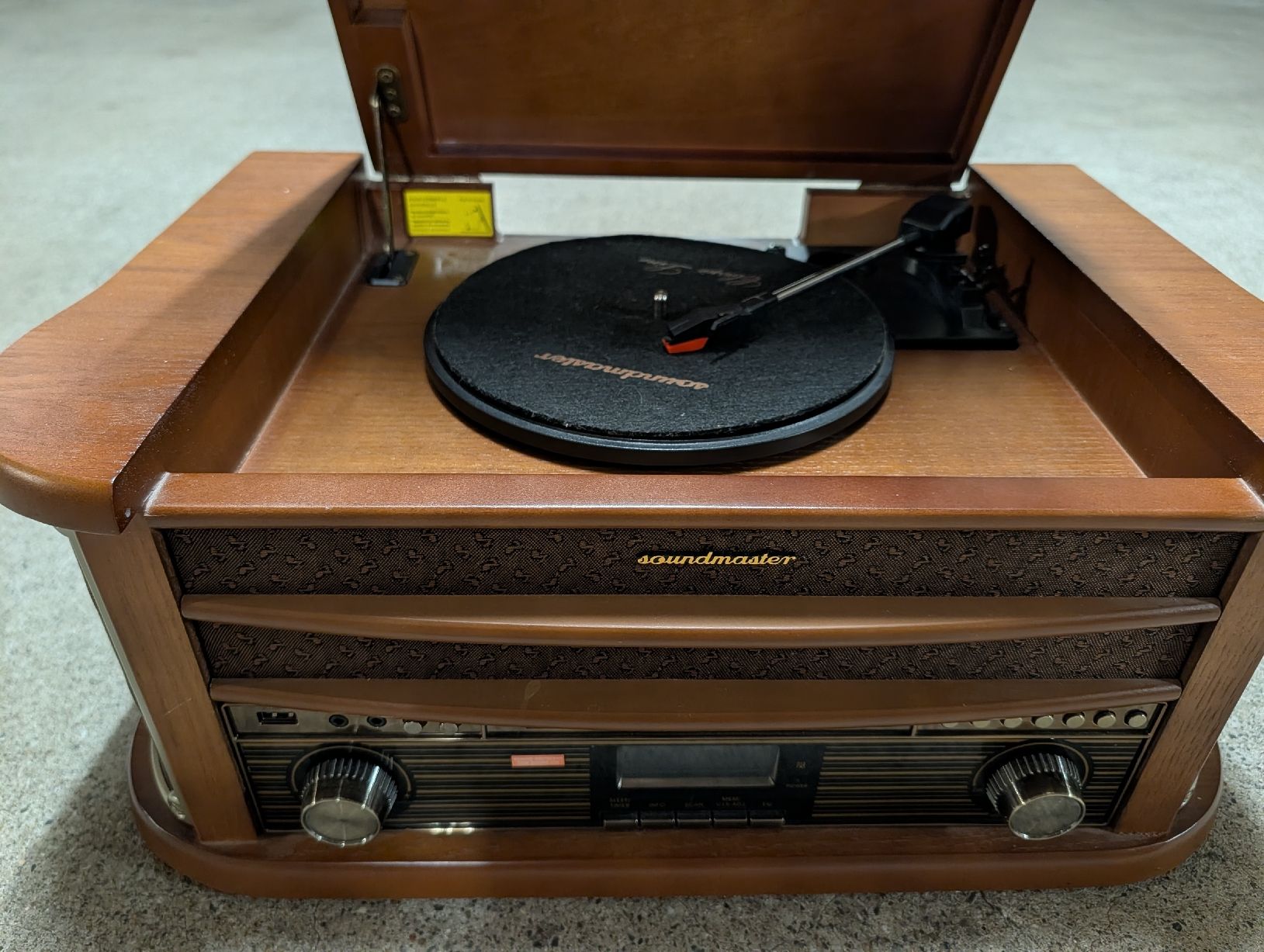 Systèmes audio & multimédias: Soundmaster Plattenspieler – D'occasion à Oberglatt ZH par LR1989 2