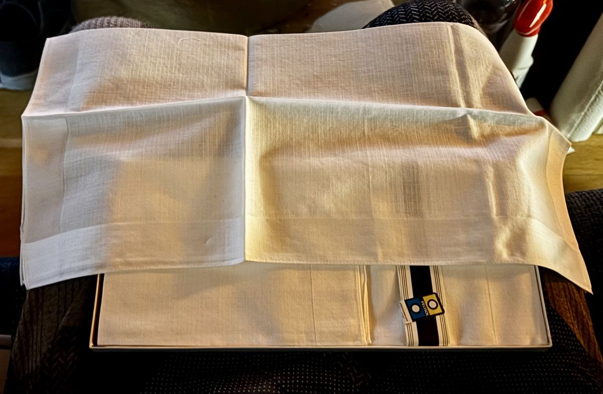 Altro in  Abbigliamento & Accessori: Mouchoirs de poche – Nuovo e nell'imballaggio originale da Estavayer Le Lac venduto da sico1260