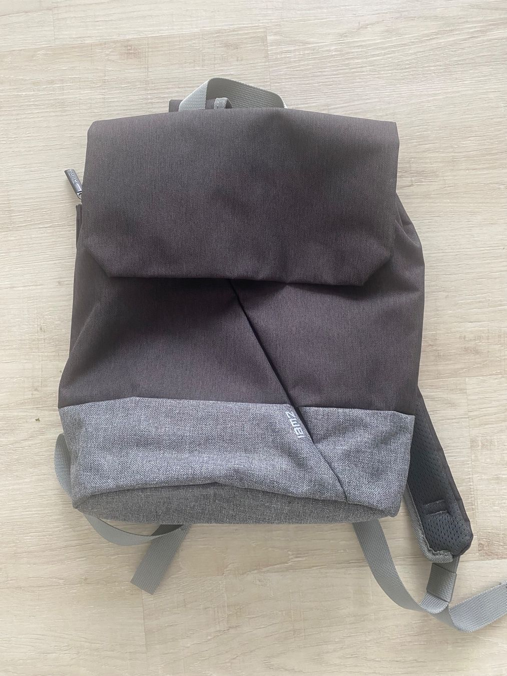 Sacs à dos: Rucksack ZWEI grau dunkelgrau – Neuf (Voir description) à Bürglen TG par Seepferdli