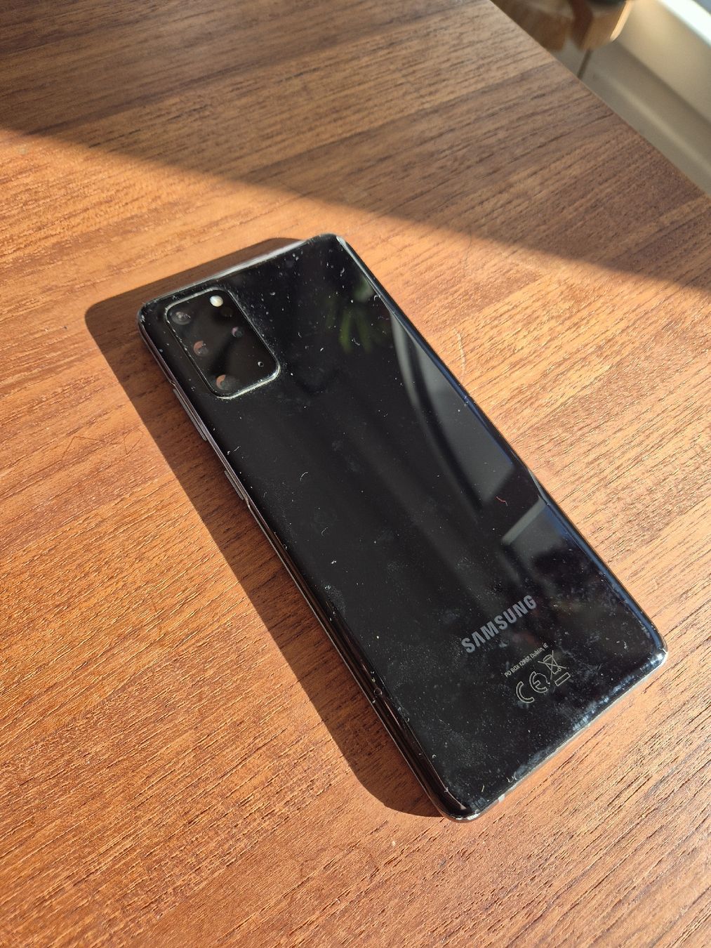 Samsung Telefoni cellulari / Smartphones: Samsung galaxy S20 + – Usato da Zürich venduto da Maa_b2bx 2