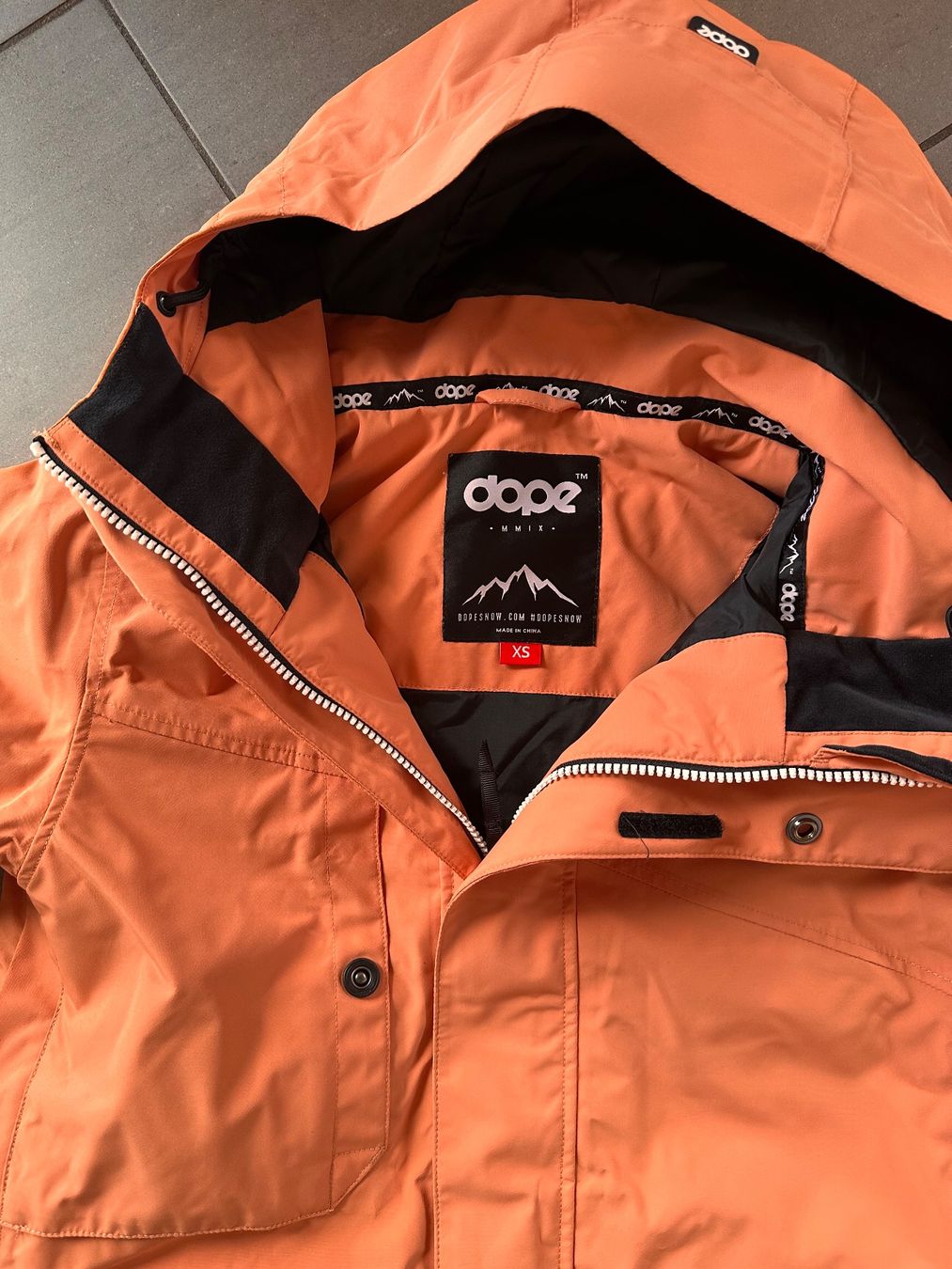 Dope Jacken: DOPE SNOW Ski/Snowboardjacke Grösse XS – Gebraucht aus Thun von 2015labc 3