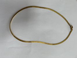 Goldfarbene Halskette