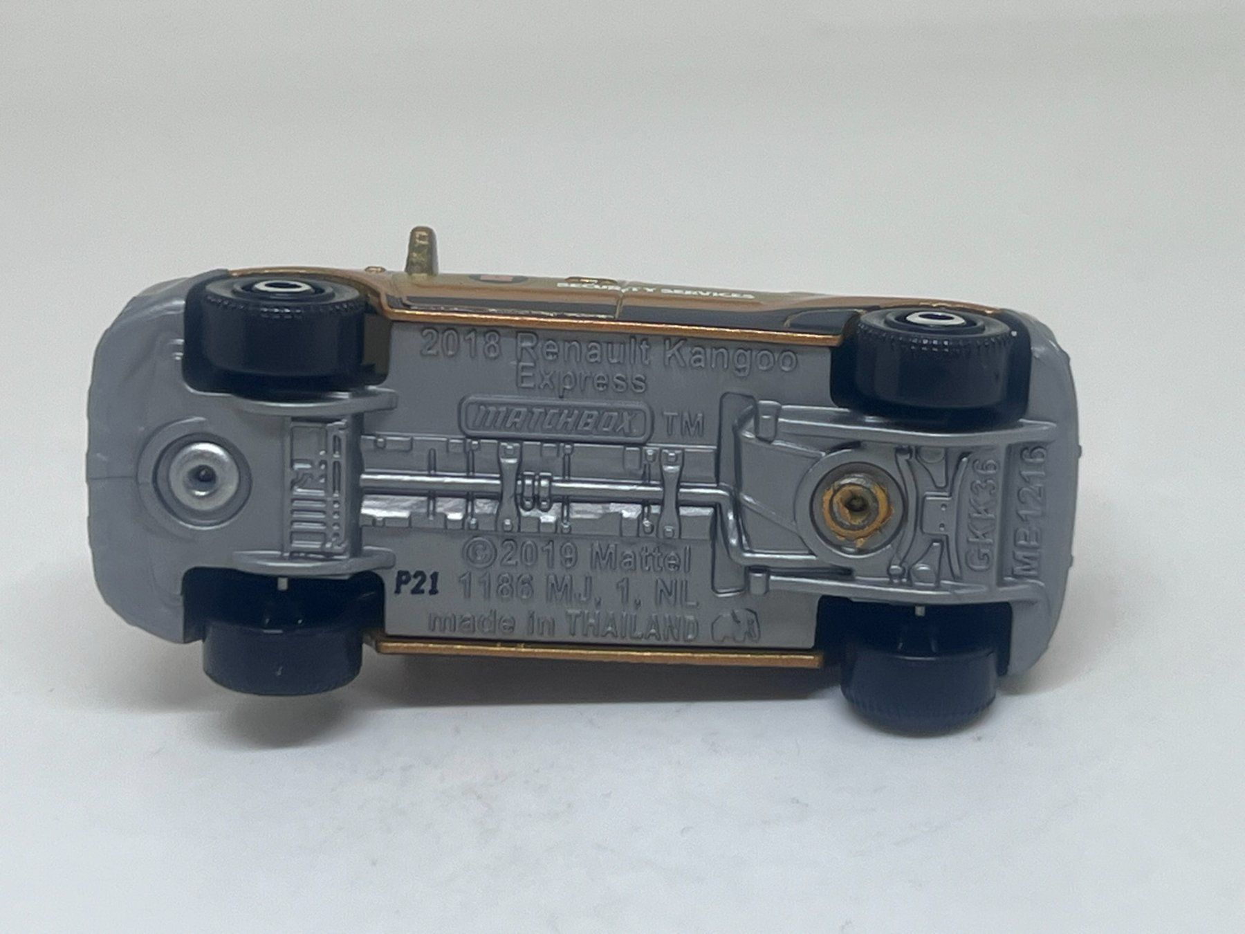 Matchbox Modellini d'auto: Matchbox 2018 Renault Kangoo Express #807 – Usato da Wildegg venduto da LaaBoutique 3