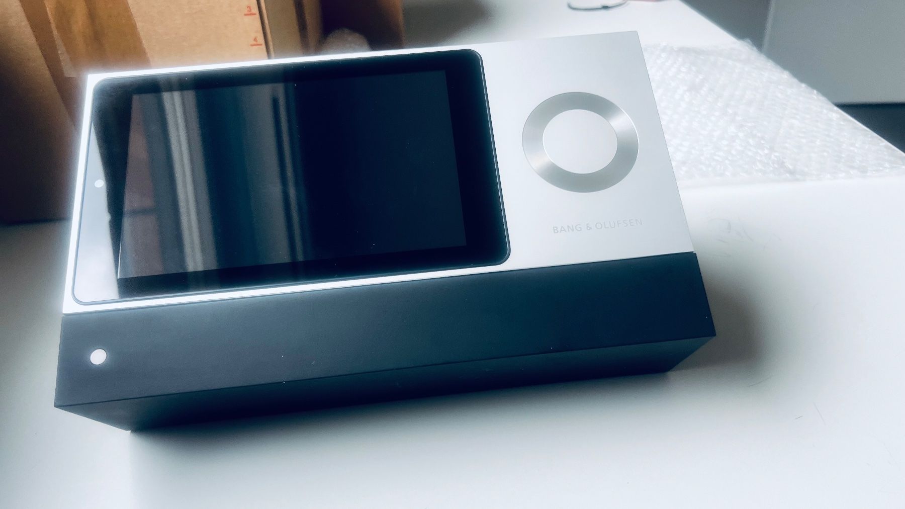 Bang & Olufsen Lettore multimediale & Streamer: Beo Sound Moment, Last Edition – Nuovo (secondo la descrizione) da Madetswil venduto da Poseidon07 7