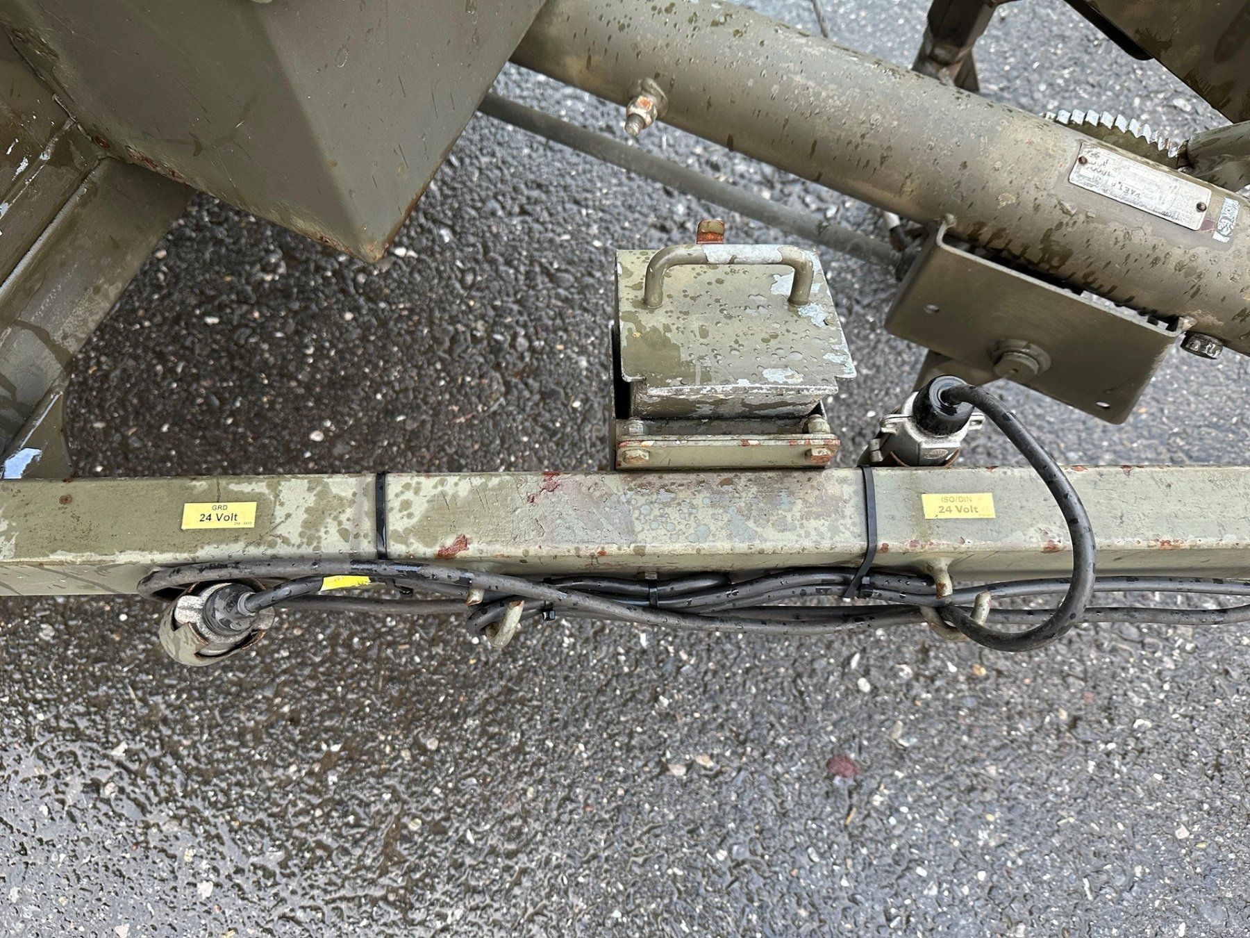 Anhänger: Calag ANH 87 Armeeanhänger mit Plane – Gebraucht aus Alpnach-Dorf von Hess-Automobile 7