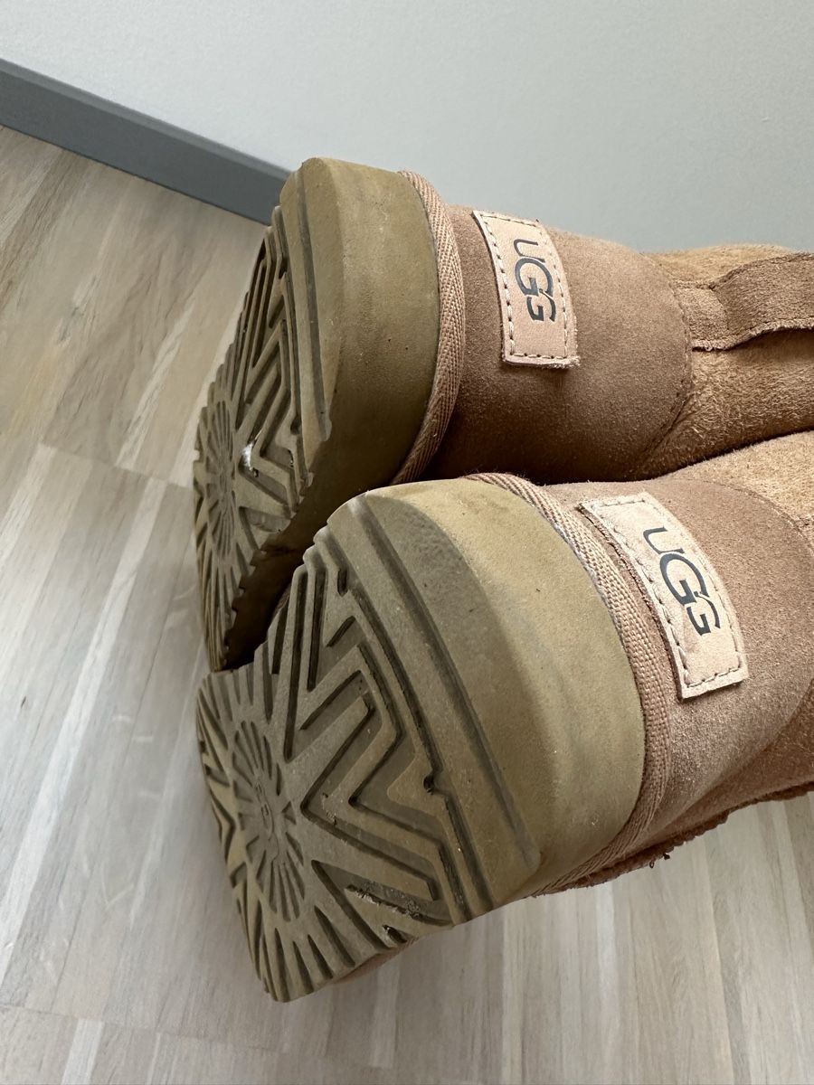 Ugg Scarpe da donna: UGG Stiefel, Boots Gr 39 – Usato da Winterthur venduto da pompowerpuff 4