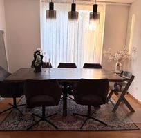Moderner Esstisch mit 6 drehbaren Stühlen + GRATIS Teppich