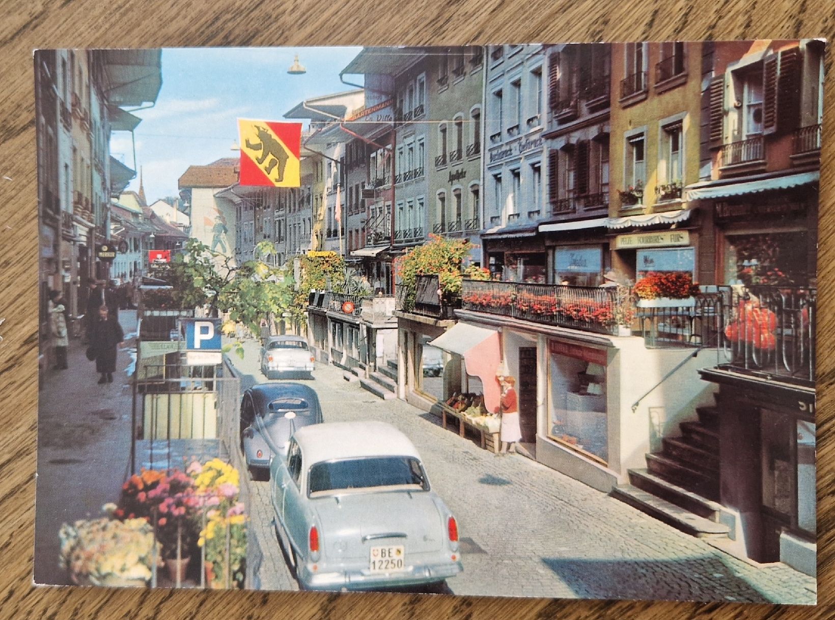 Cartoline postali: Thun Hauptgasse, Oldtimer – Usato da Ebikon venduto da Donar50