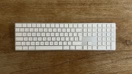 Apple White Magic Keyboard - Wireless Lightning - Tastatur