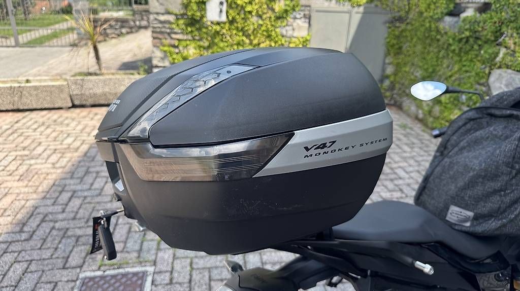 Topcase: Bauletto Givi - Monokey System V47 – Usato da Pregassona venduto da Fezno 1