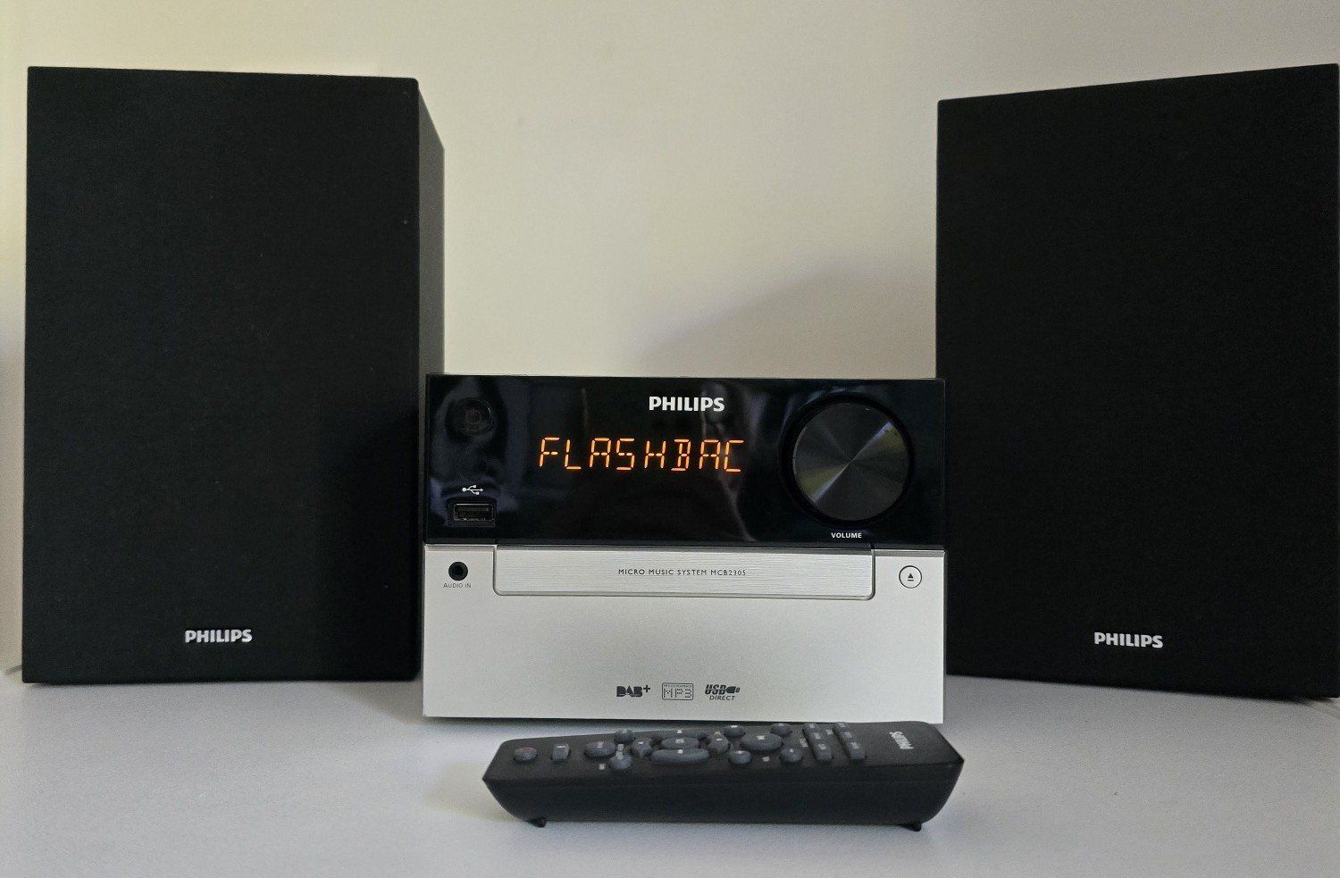 Philips Lettore multimediale & Streamer: Philips Mini Stereoanlage MCB2305/10 – Usato da Bergdietikon venduto da ewa1005
