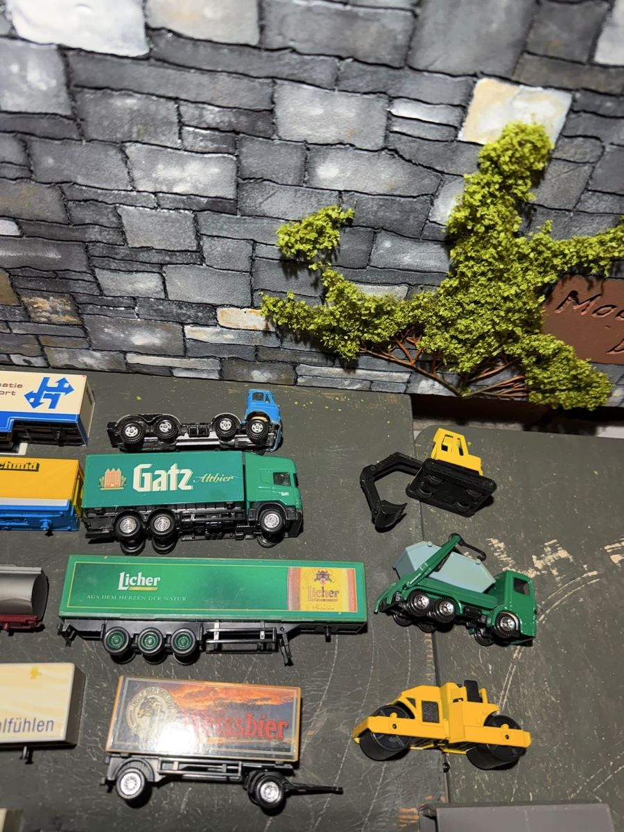 Modellini d'auto: Lastwagen Konvolut 1:87 – Difettoso da Altdorf UR venduto da modellbau-widmer 2