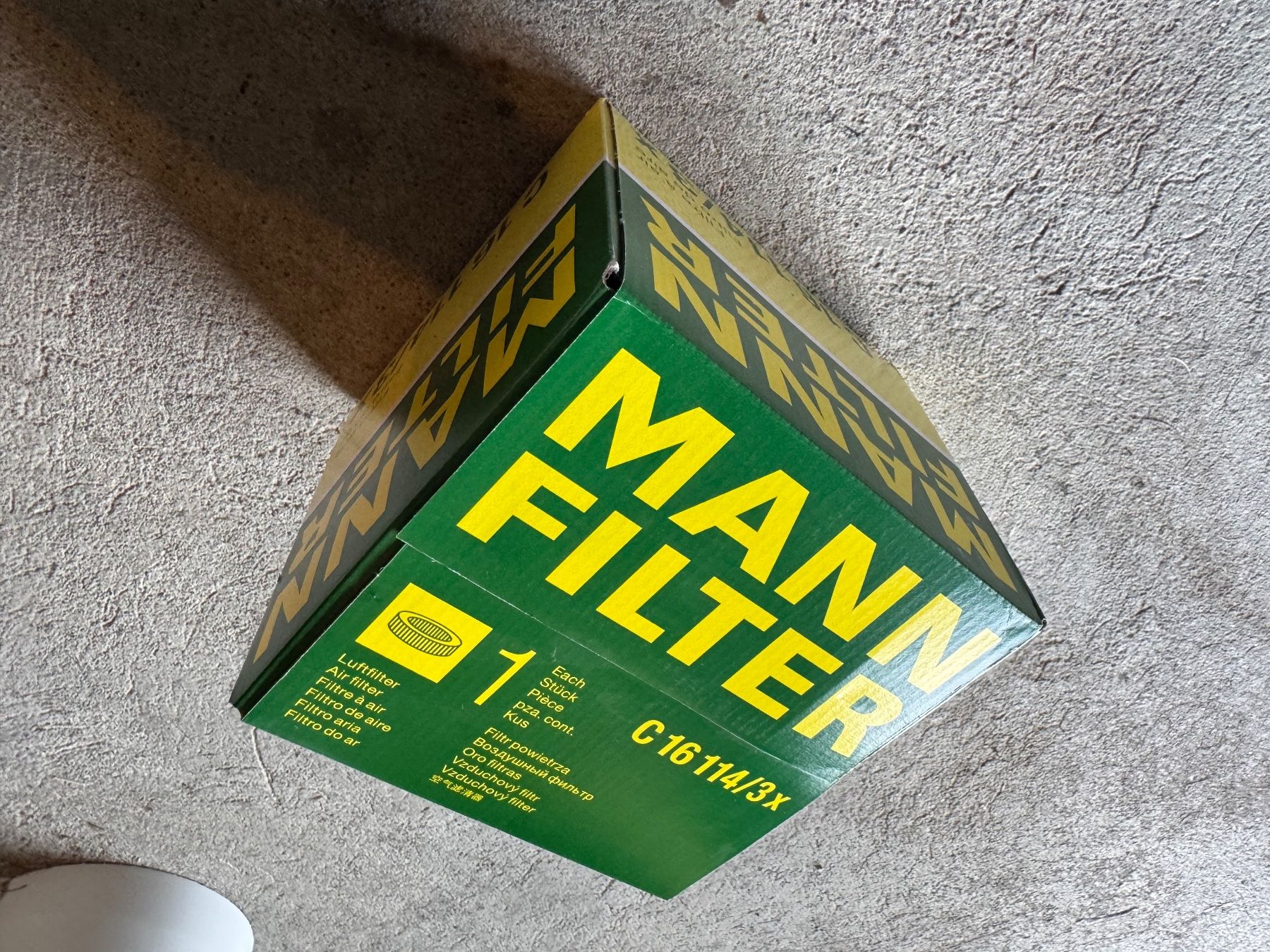 Man Toutes les pièces auto: MANN-FILTER C 16 114/3x Luftfilter-Einsatz, Neu – D'occasion à Horriwil par Marzocco1
