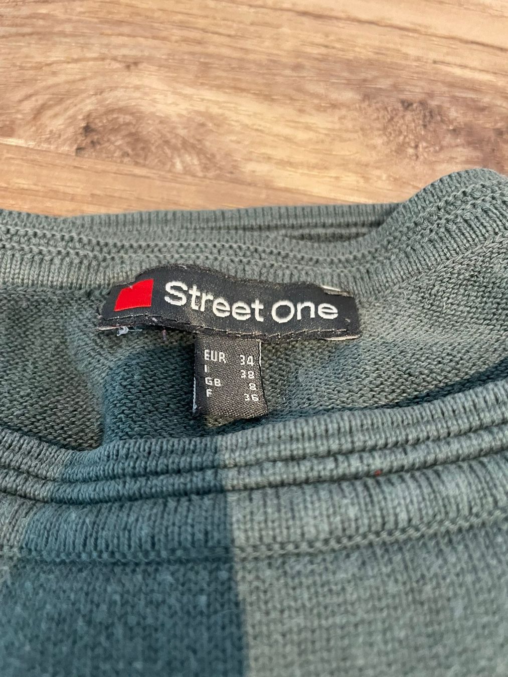 Maglioni & Felpe: Street One Pullover, Gr. 34, Dunkelgrün – Usato da Muhen venduto da der_vpb8 1