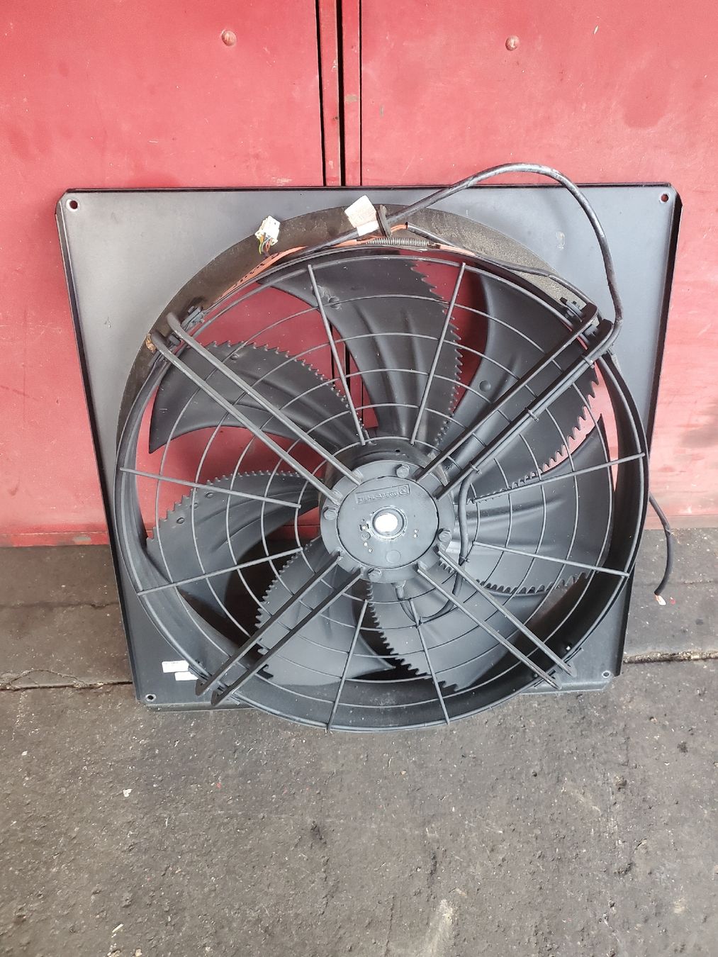 Ventilatori: Lüfter für Stall od. Werstatt oder so – Usato da Hagenbuch ZH venduto da Jerremi 1