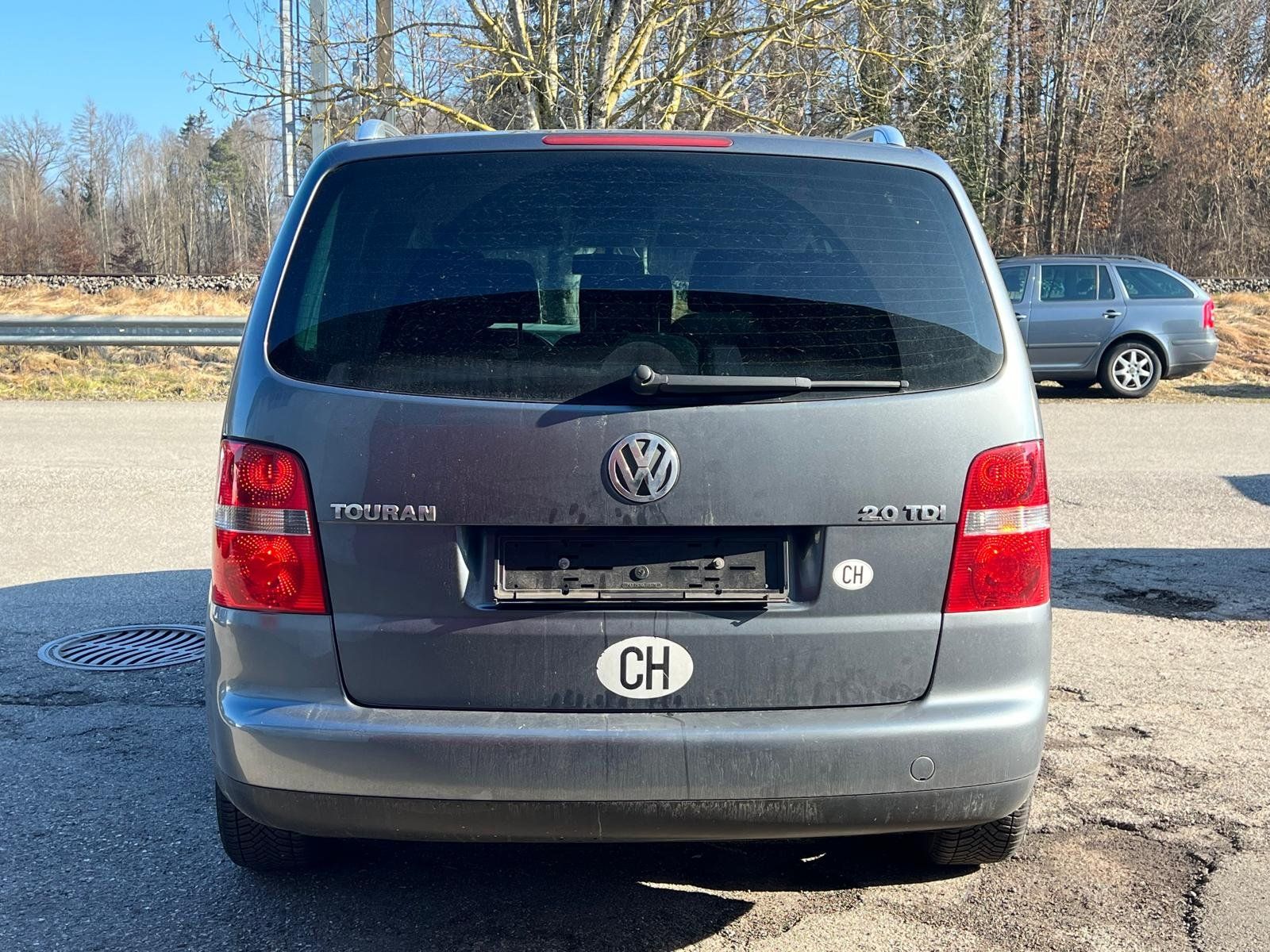 VW Autos: Vw Touran 2.0 TDI – Gebraucht aus Lyssach von  2