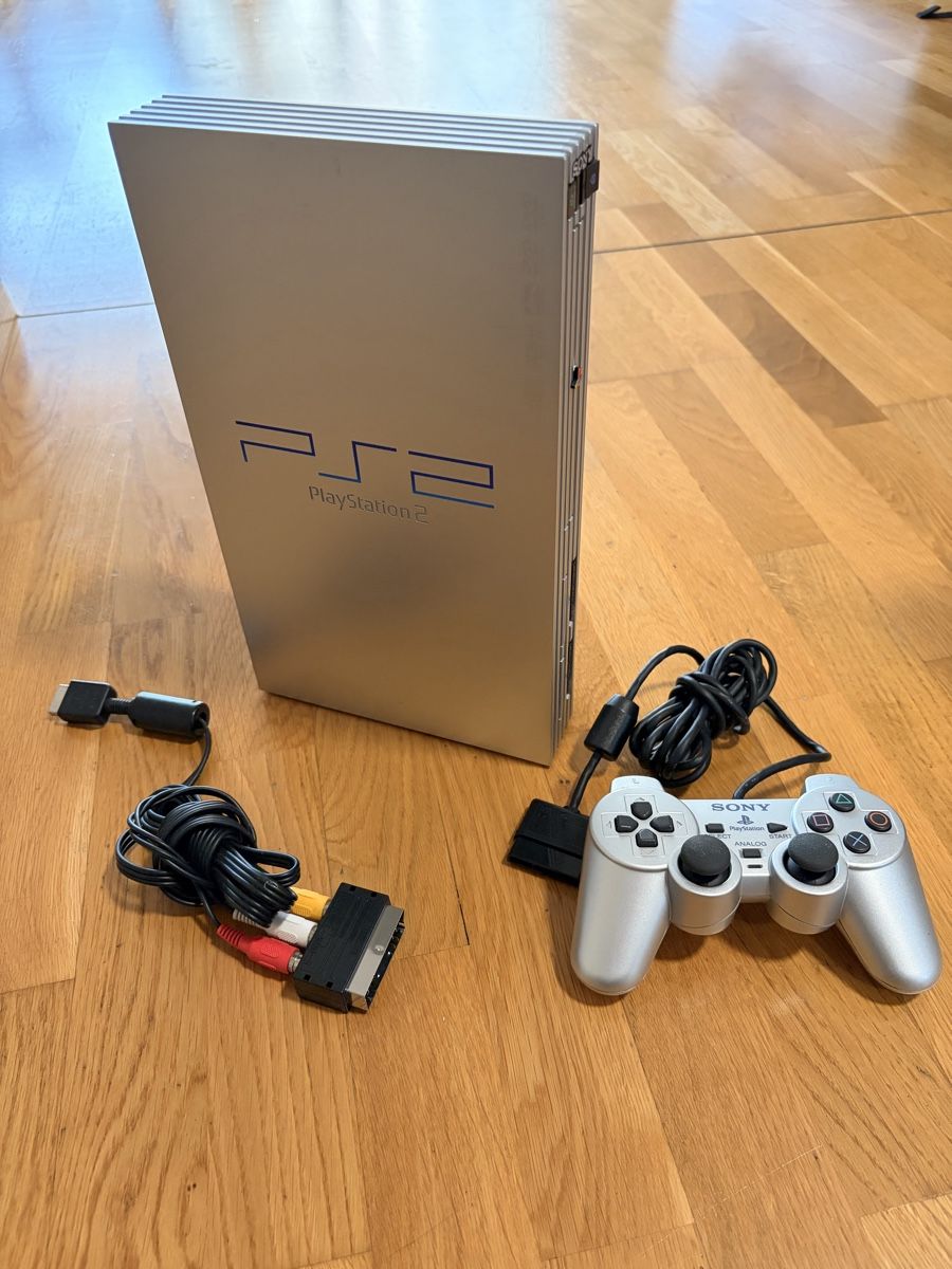 Sony Console: Playstation 2 – Usato da Biel/Bienne venduto da jes_6k7t