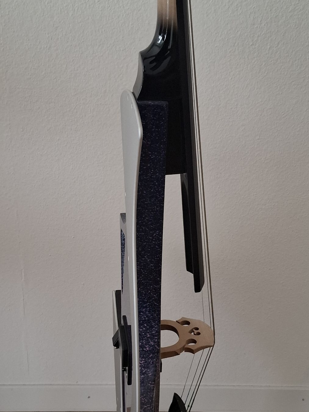 Musikinstrumente: E-Cello Galaxy print – Gebraucht aus Luzern von sup_w2hz 3