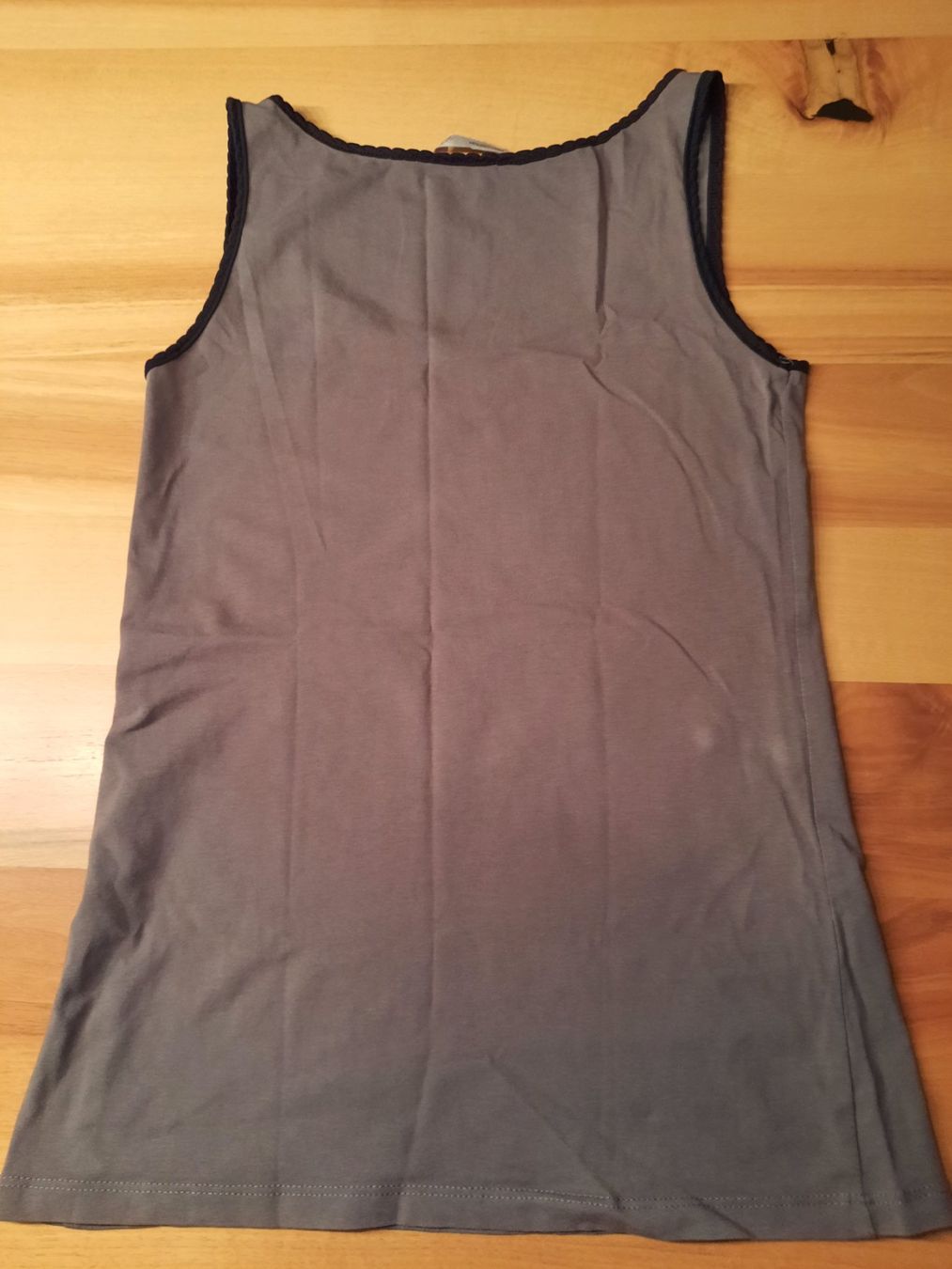 H&M Top: Graues Achselshirt/Top, H&M, Gr. S – Usato da Ibach venduto da urs_sl5h 1