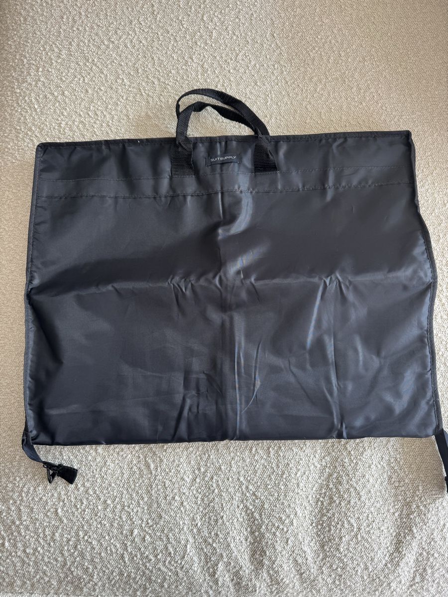 Borse: Suitsupply Anzugtasche/Kleiderhülle – Usato da Winterthur venduto da Louvre91