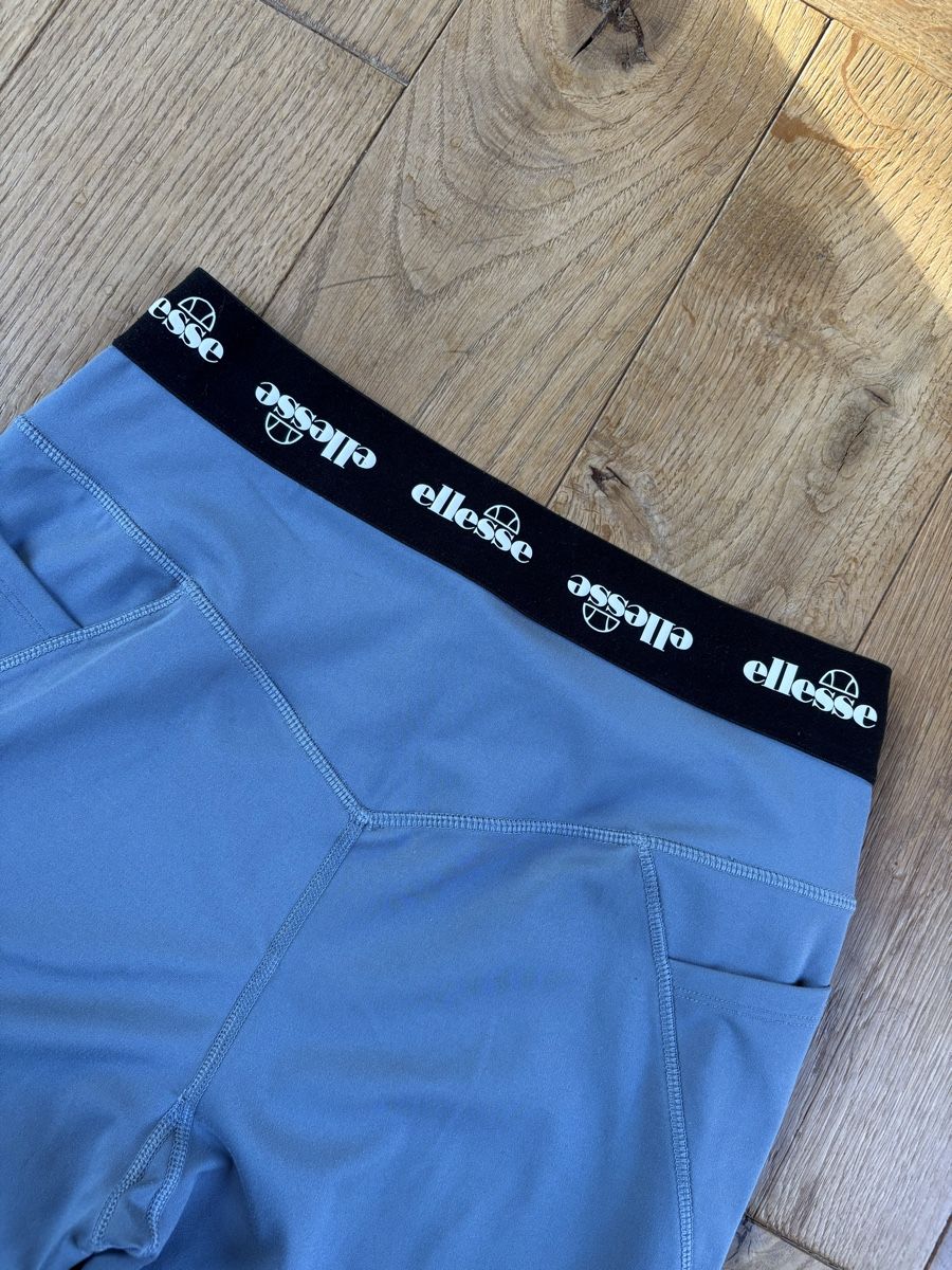 Ellesse Leggings: Ellesse Damen Leggings im Grösse 40 – Usato da Frauenfeld venduto da lin_77m9 2
