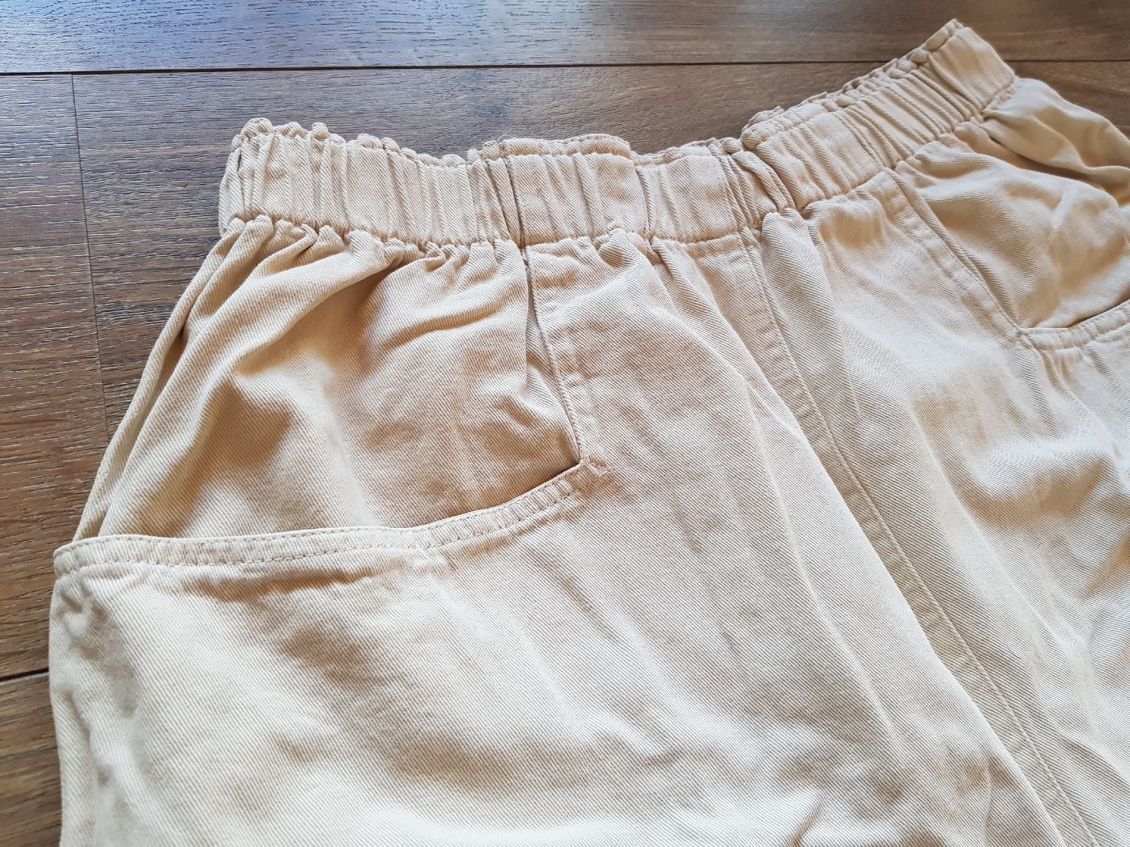 Pantaloni: 100% Coton - Bermuda Beige - 40 – Nuovo (secondo la descrizione) da Haute-Nendaz venduto da Violette123 4