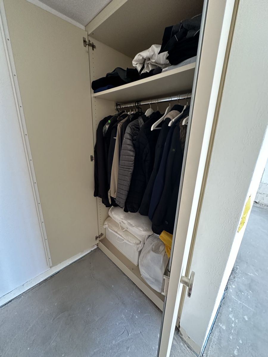 Armadi: Doppelter Einbauschrank (siehe Fotos) – Usato da Wohlen AG venduto da DieErde 3