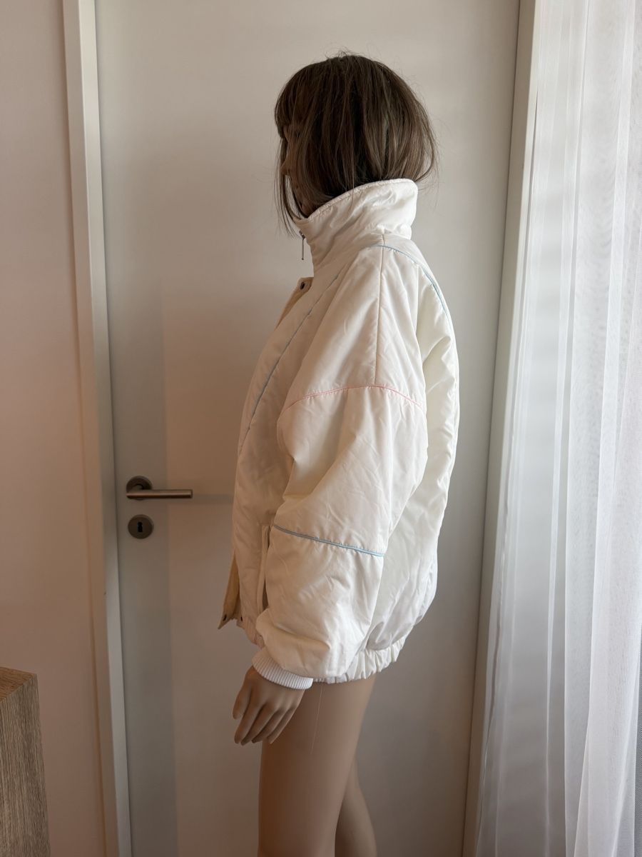 Giacche: Coole weisse Steppjacke Gr. M – Usato da Basel venduto da Ksjusha 2