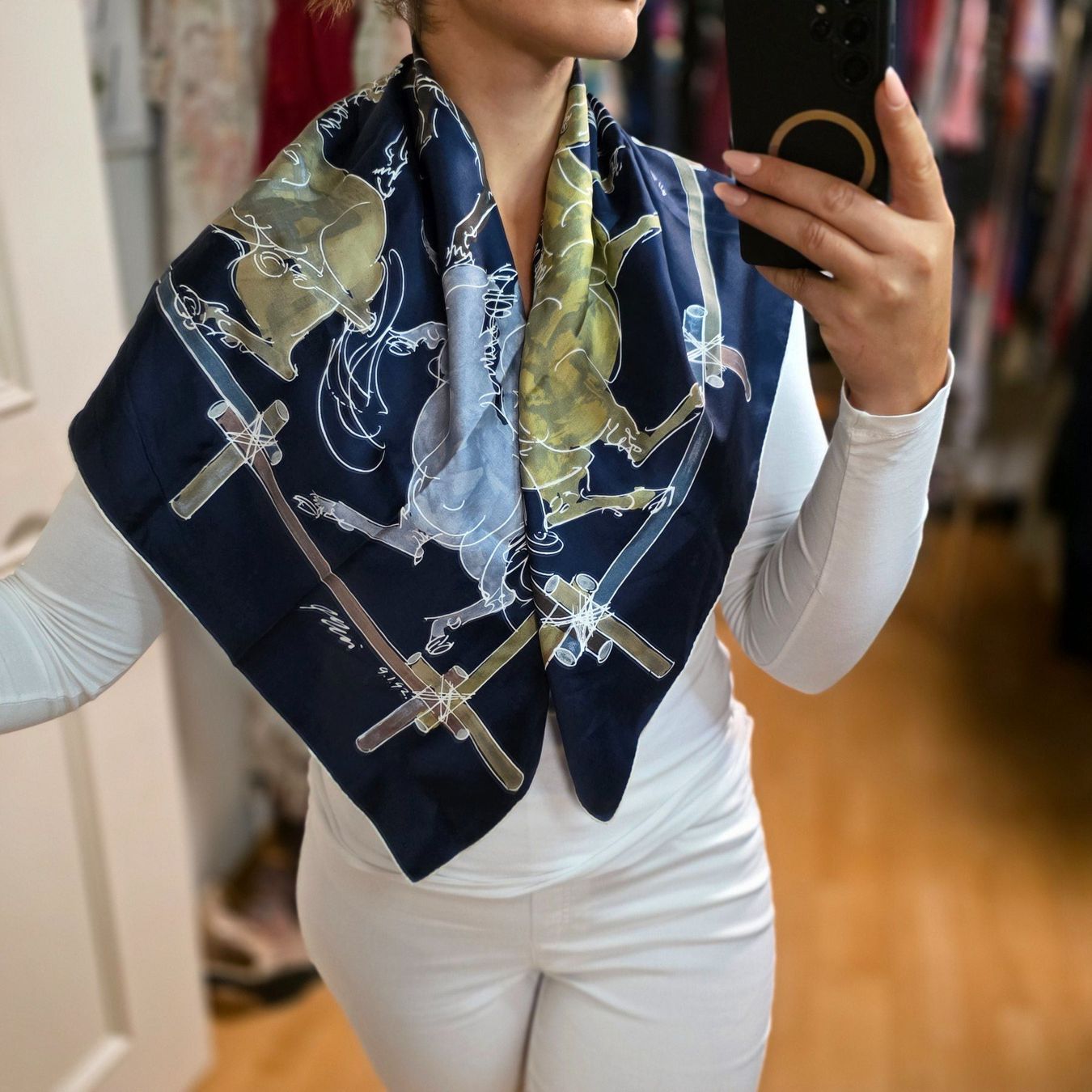 Foulard & Sciarpe: Seidenfoulard Pferde auf der Weide – Nuovo (secondo la descrizione) da Wald ZH venduto da CapLux 7