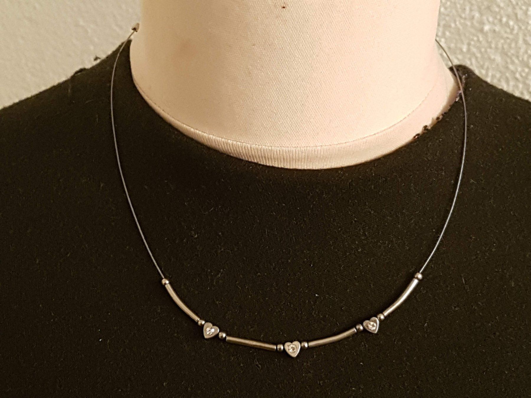 Catenine: Kette Herzen a.Draht, ca. 40cm, silberf. – Usato da Ettingen venduto da Maranathatalitha 2
